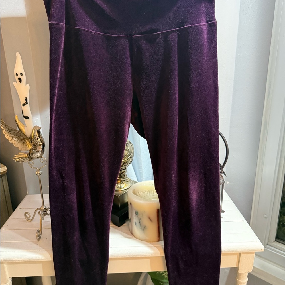 Ruby Ribbon Deep Burgundy Velvet Leggings size XL